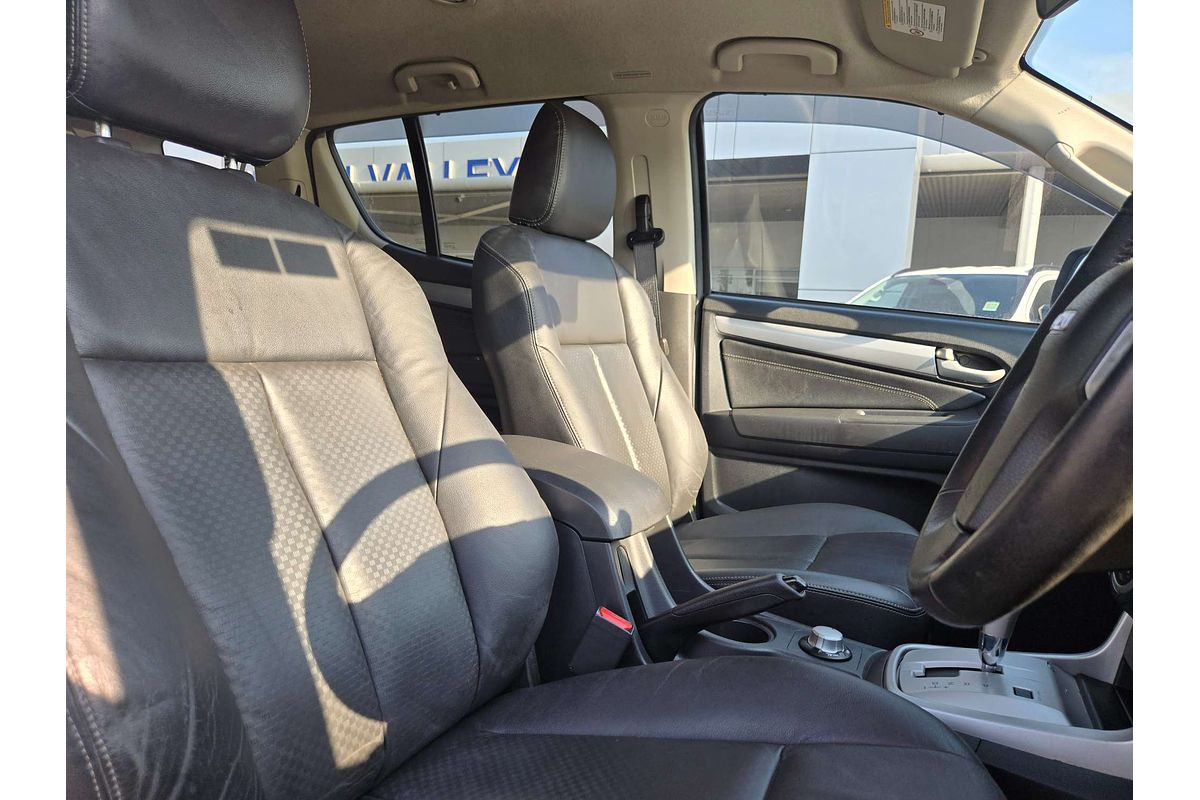 2015 Isuzu MU-X LS-T