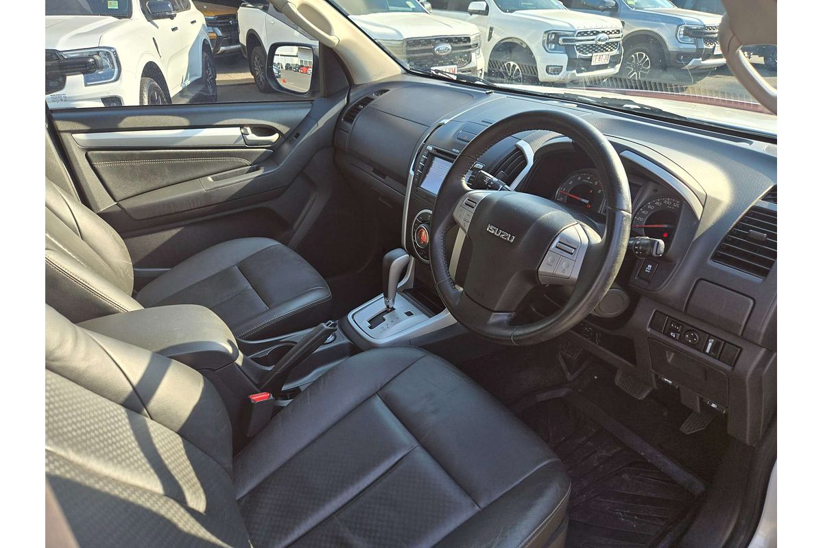 2015 Isuzu MU-X LS-T
