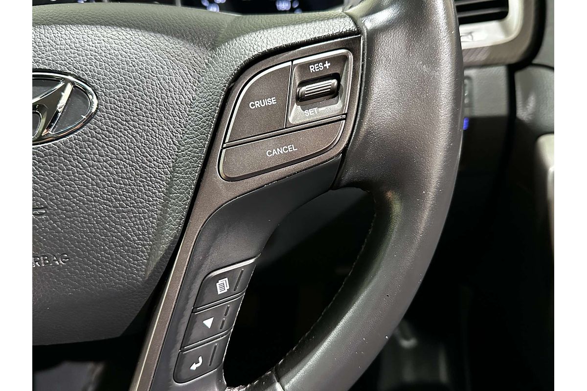 2016 Hyundai Santa Fe Elite DM3 Series II