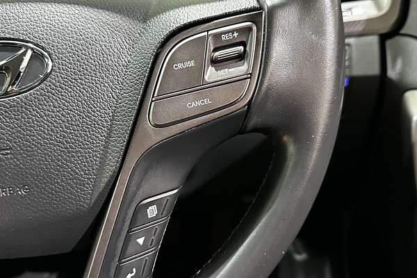 2016 Hyundai Santa Fe Elite DM3 Series II