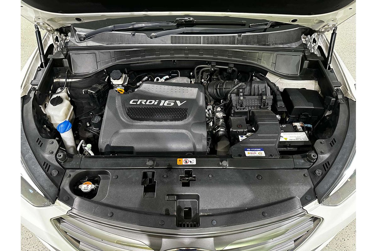2016 Hyundai Santa Fe Elite DM3 Series II
