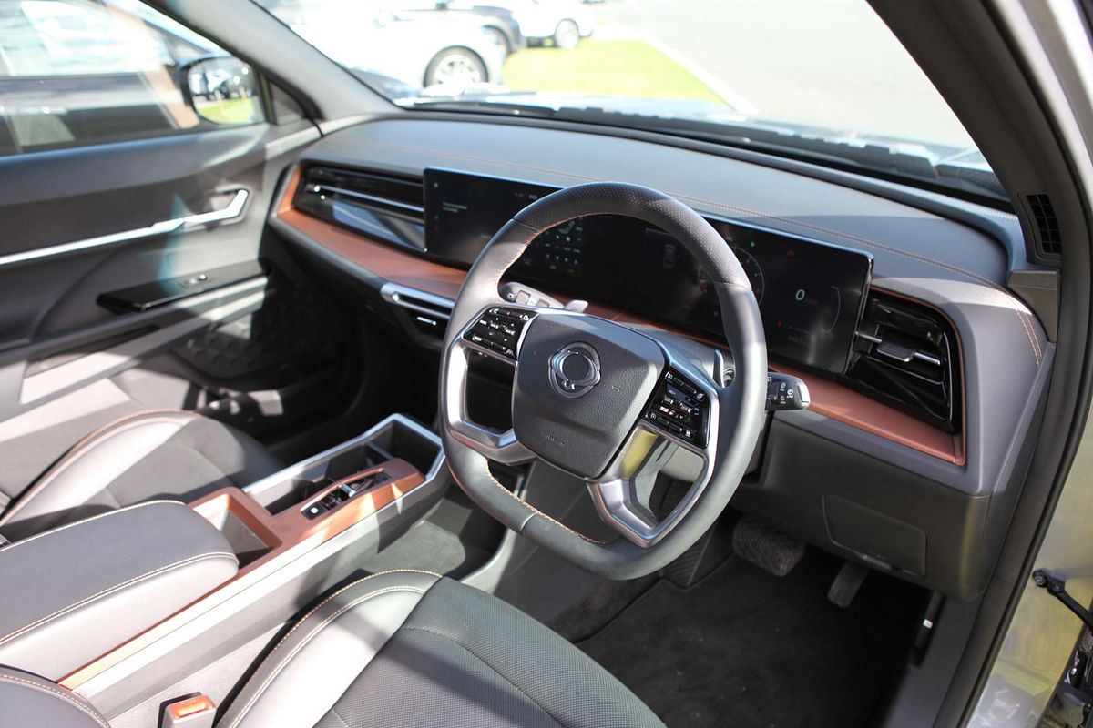 2024 KGM SsangYong Torres Ultimate J116