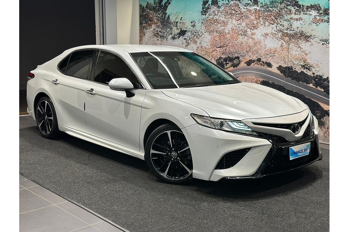2019 Toyota Camry SX GSV70R