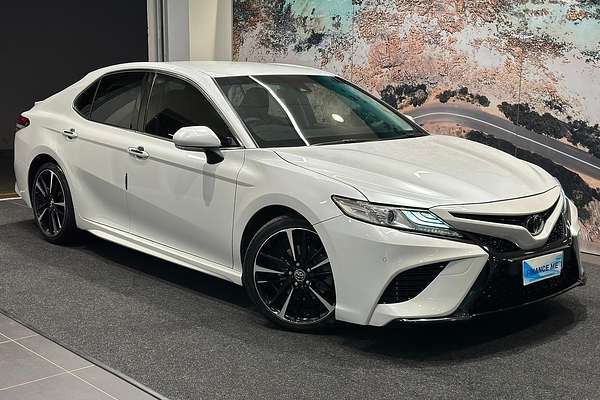 2019 Toyota Camry SX GSV70R