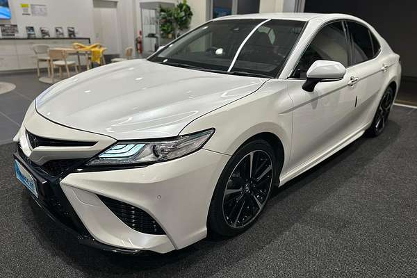 2019 Toyota Camry SX GSV70R
