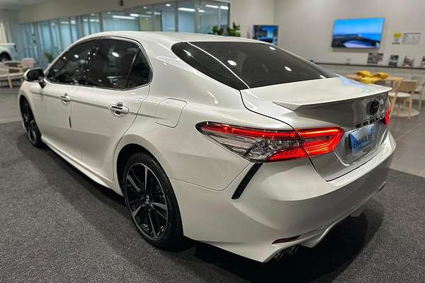 2019 Toyota Camry SX GSV70R