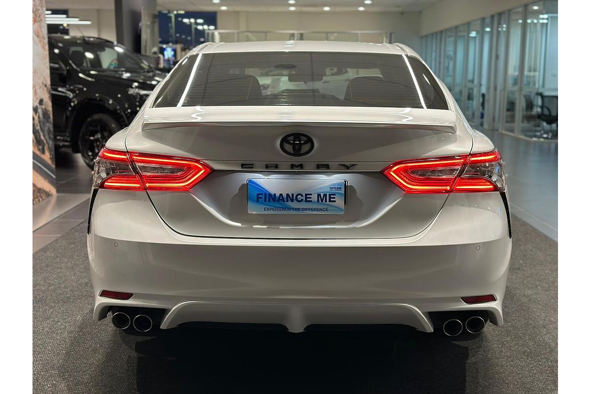 2019 Toyota Camry SX GSV70R