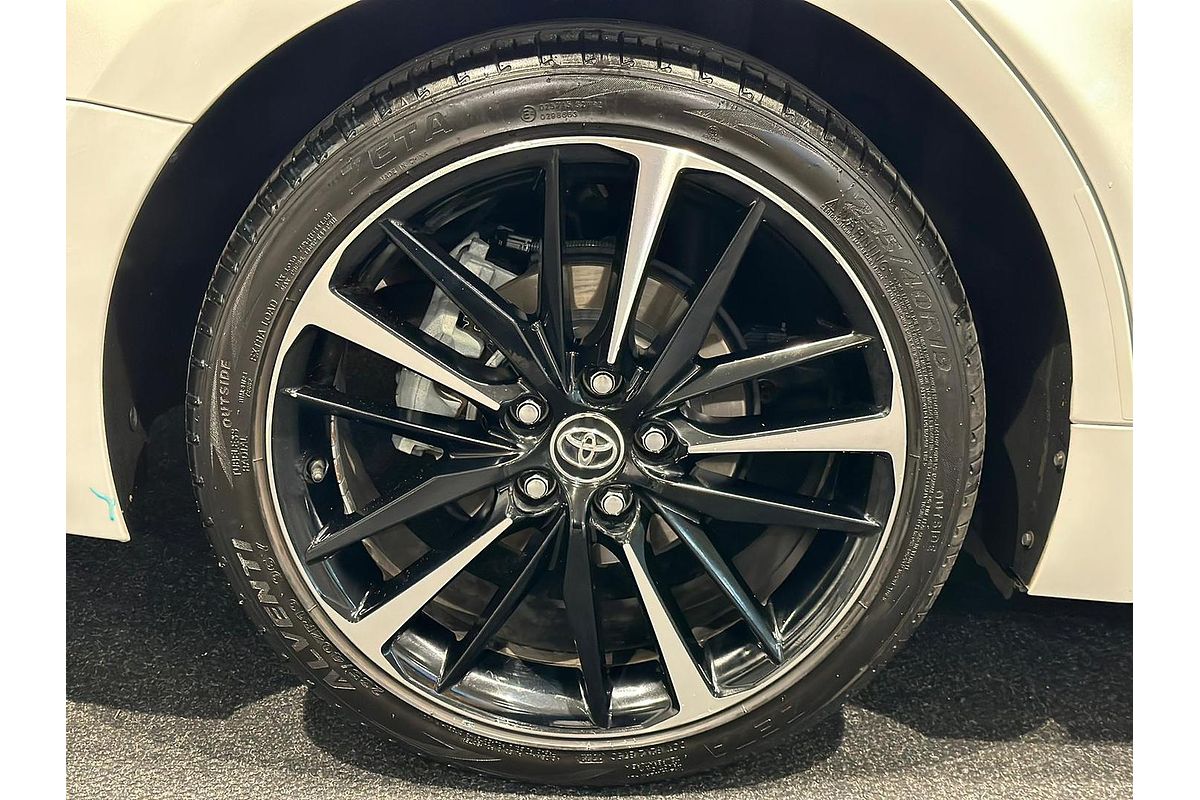 2019 Toyota Camry SX GSV70R