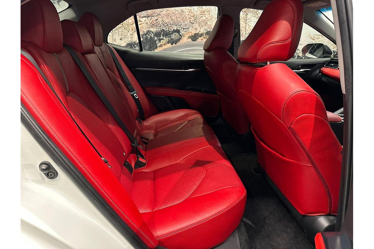 2019 Toyota Camry SX GSV70R