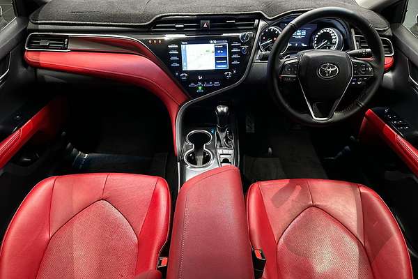2019 Toyota Camry SX GSV70R