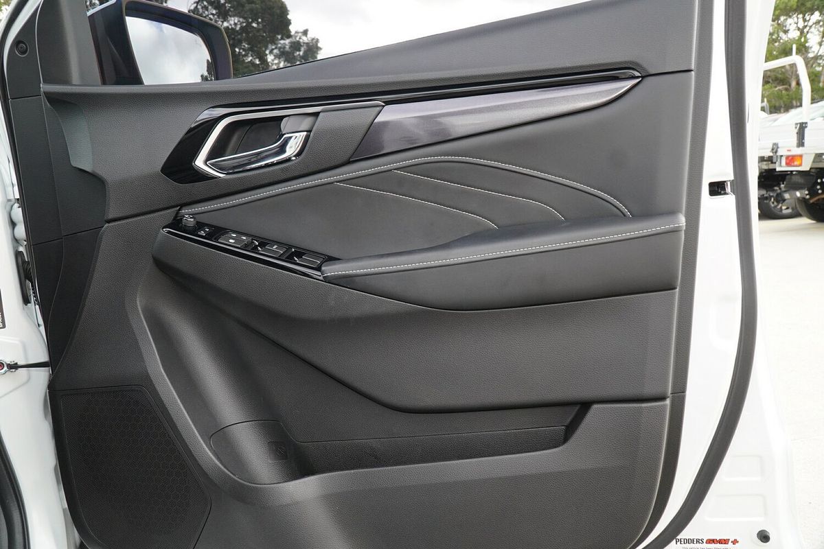 2023 Isuzu MU-X LS-T