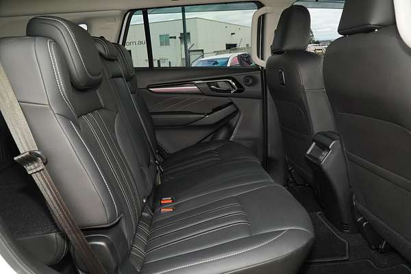 2023 Isuzu MU-X LS-T