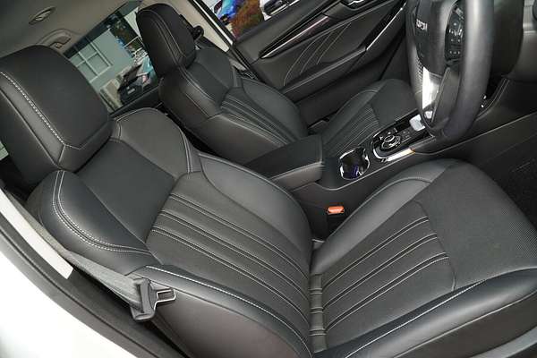2023 Isuzu MU-X LS-T