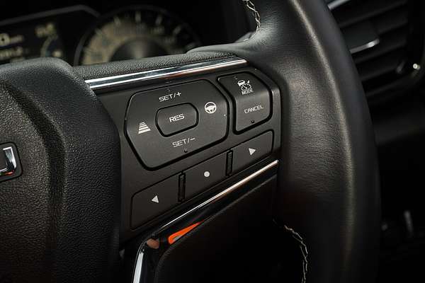 2023 Isuzu MU-X LS-T