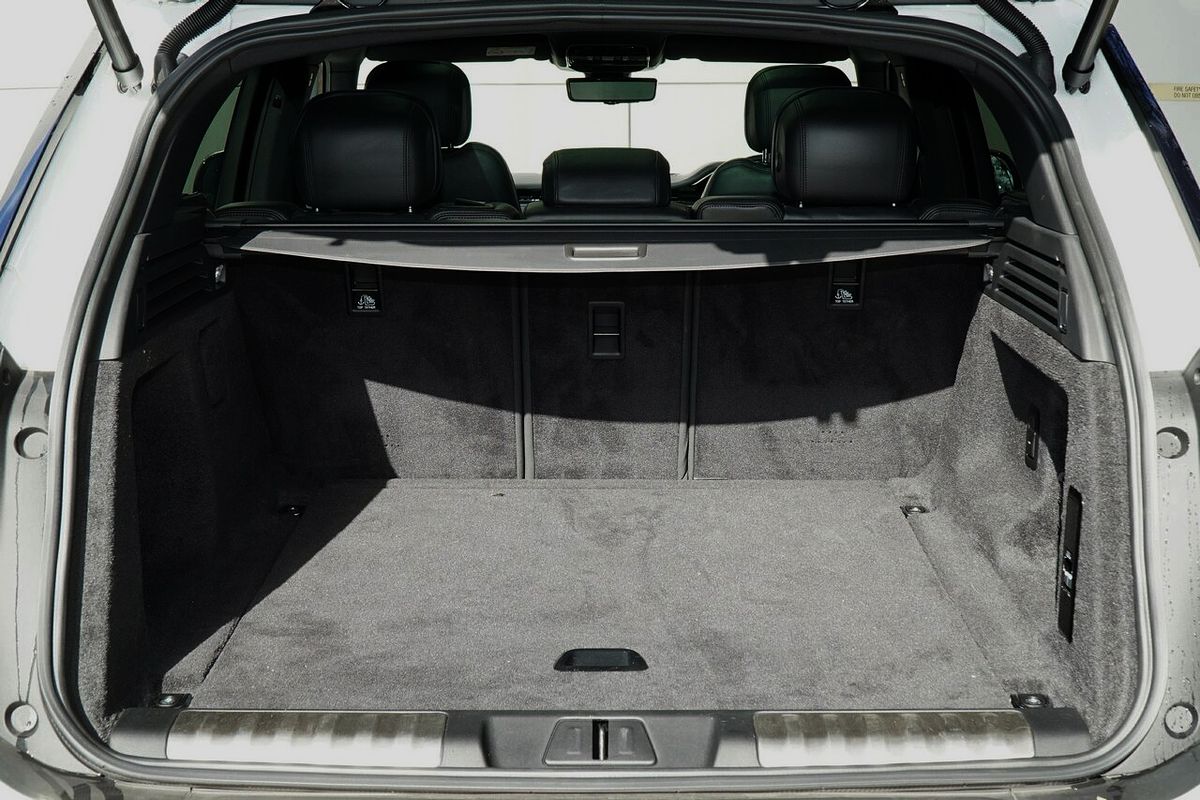 2022 Land Rover Range Rover Sport D350 Dynamic HSE L461