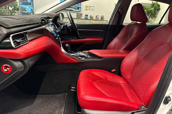 2019 Toyota Camry SX GSV70R