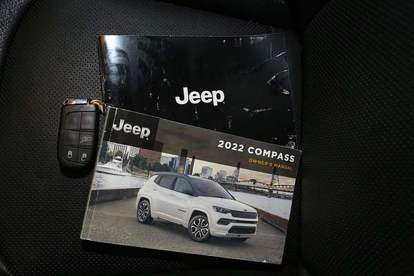 2022 Jeep Compass S-Limited M6