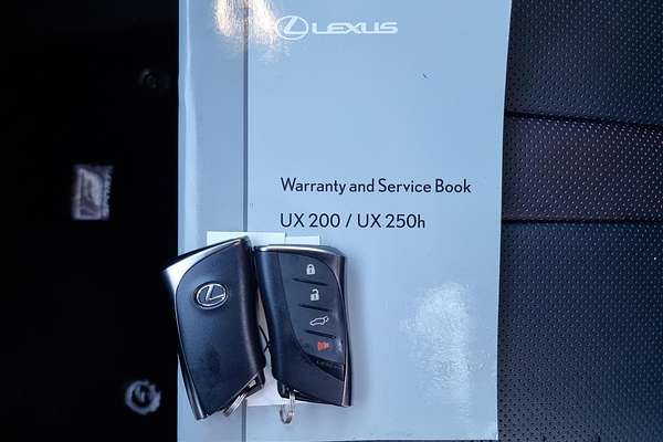 2024 Lexus UX UX250h F Sport MZAH10R
