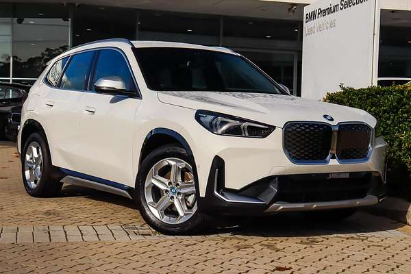2024 BMW iX1 eDrive20 xLine U11