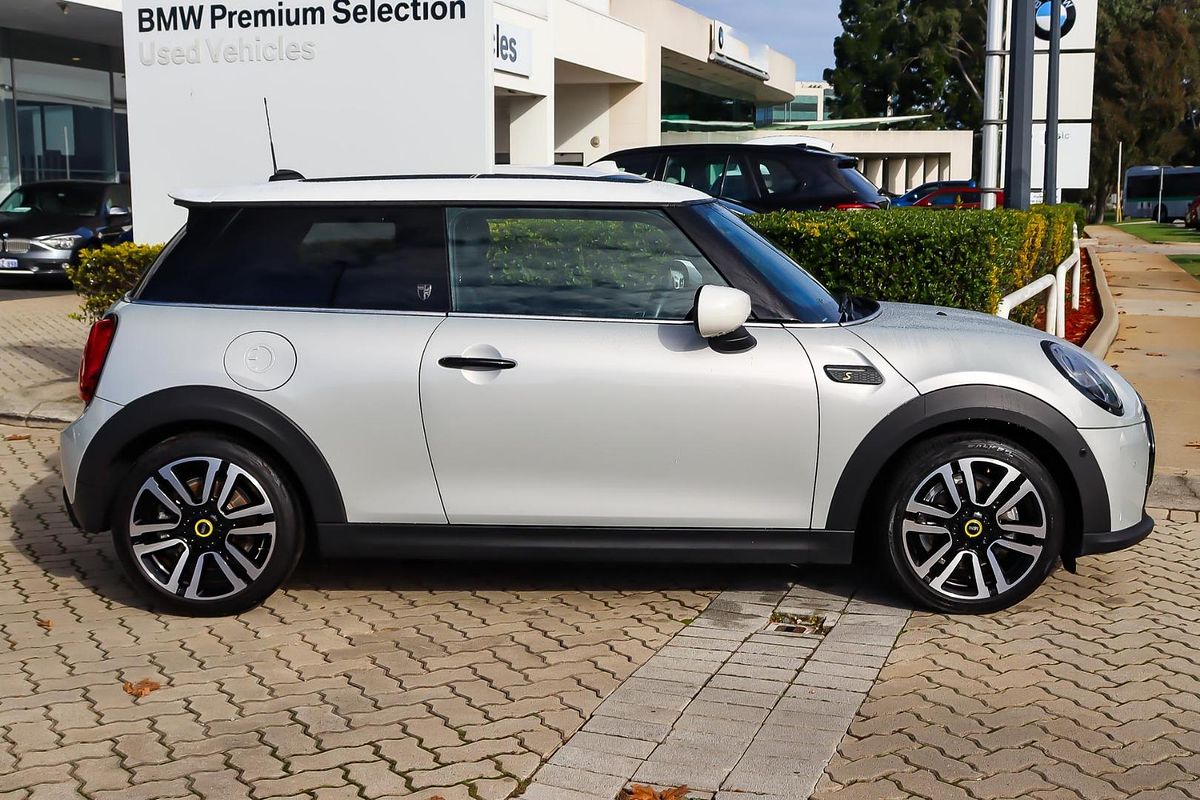 2022 MINI Hatch Cooper SE Classic F56 LCI-2