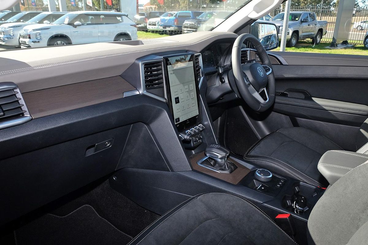 2024 Volkswagen Amarok TDI600 Style NF 4X4
