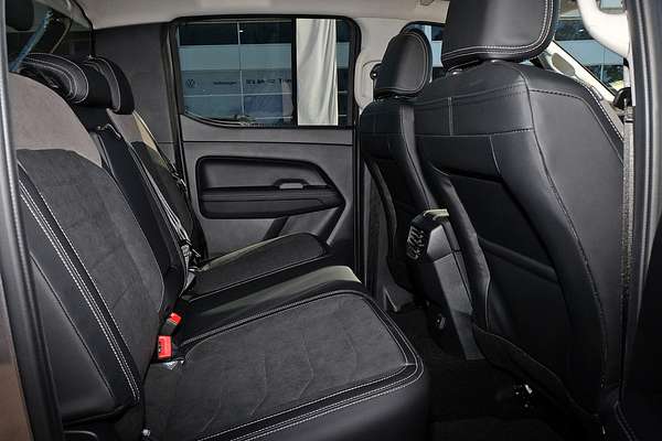 2024 Volkswagen Amarok TDI600 Style NF 4X4