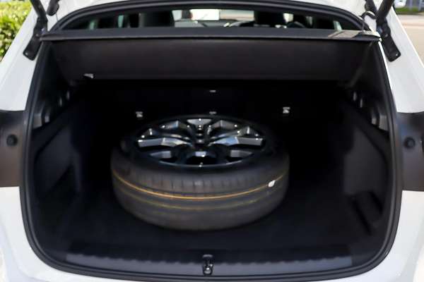 2024 BMW iX1 eDrive20 xLine U11