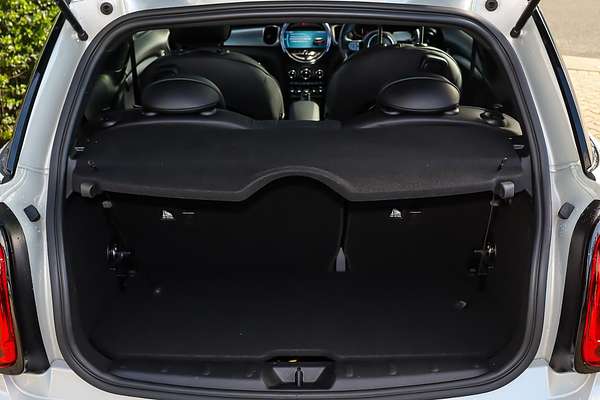 2022 MINI Hatch Cooper SE Classic F56 LCI-2