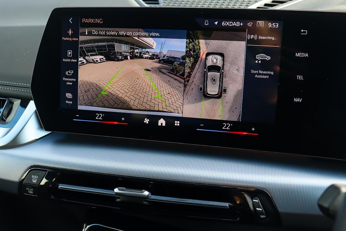 2024 BMW iX1 eDrive20 xLine U11