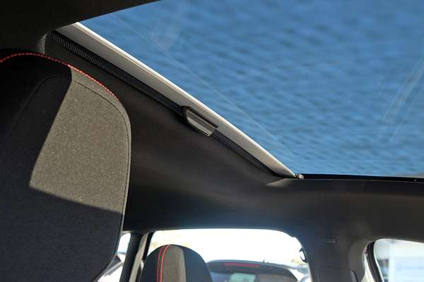 2025 Volkswagen Polo GTI AE