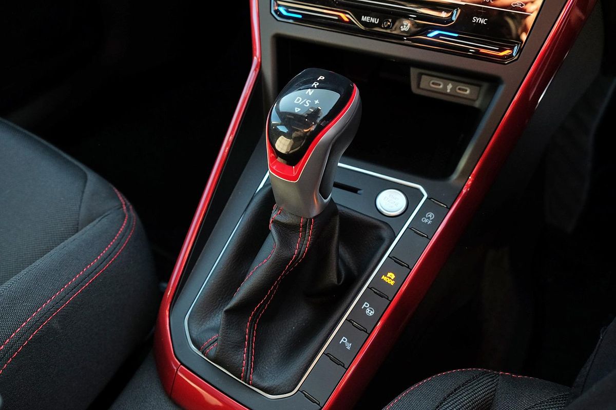 2025 Volkswagen Polo GTI AE
