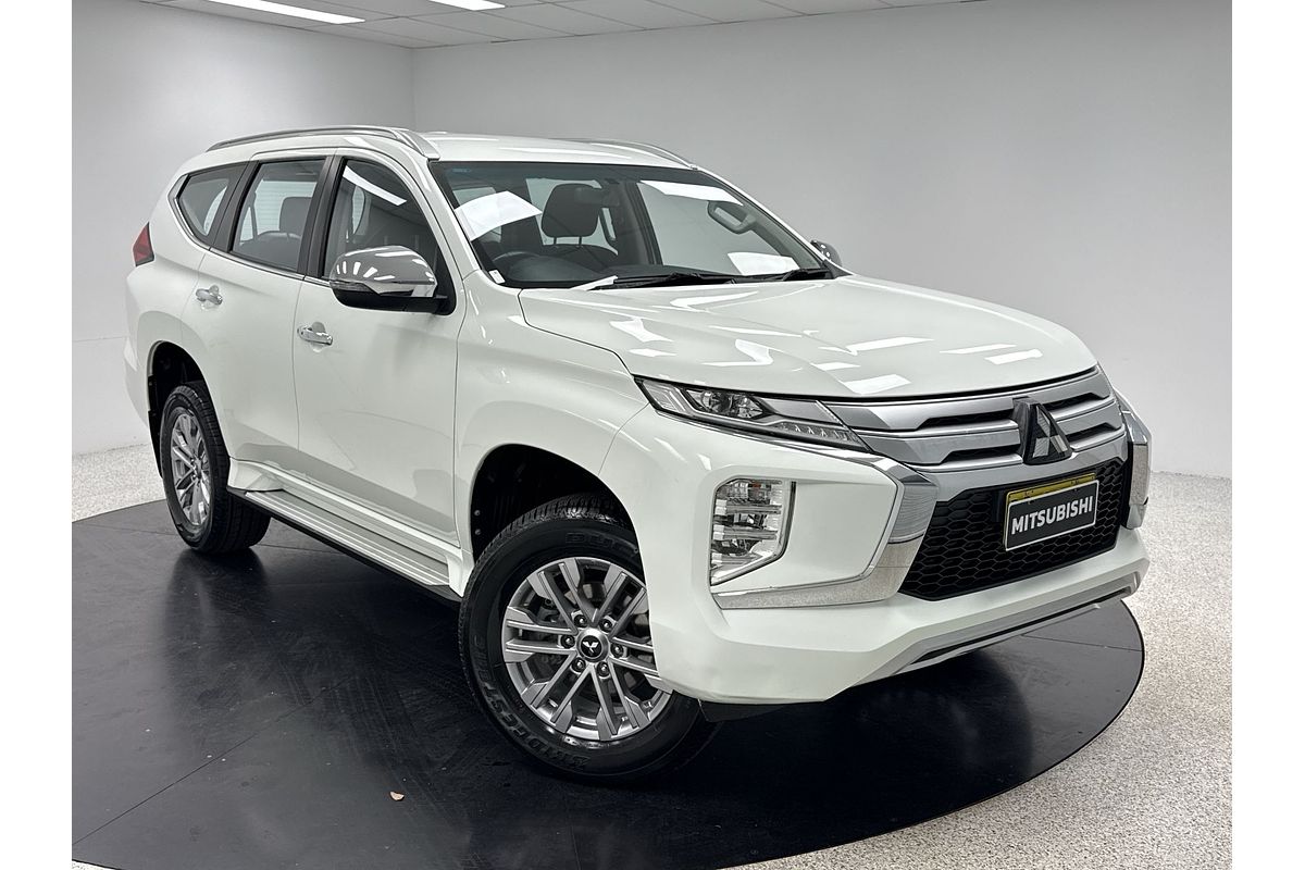 2022 Mitsubishi Pajero Sport GLX QF