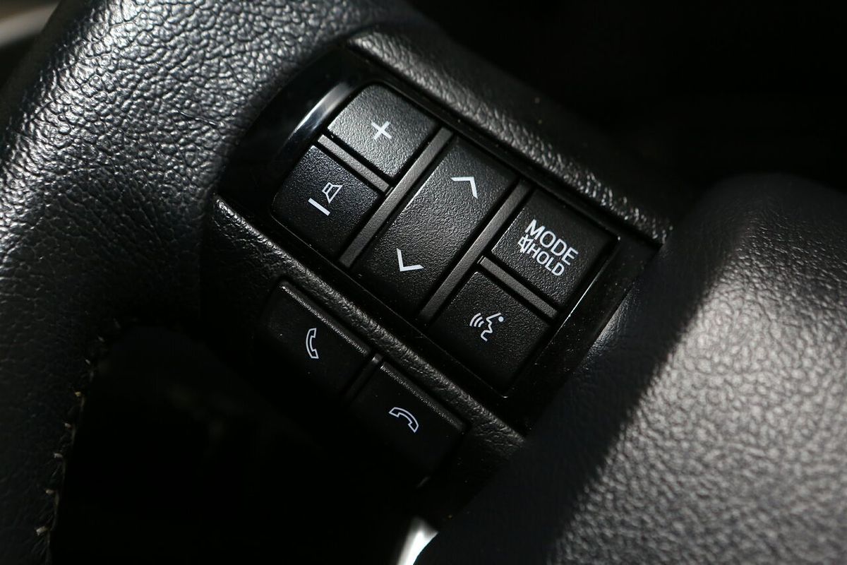 2022 Toyota Hilux SR5 GUN126R 4X4