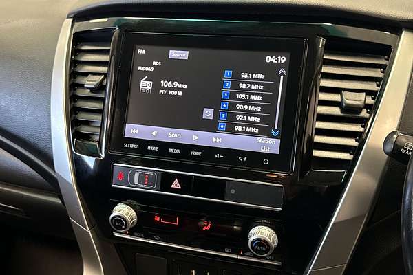 2022 Mitsubishi Pajero Sport GLX QF