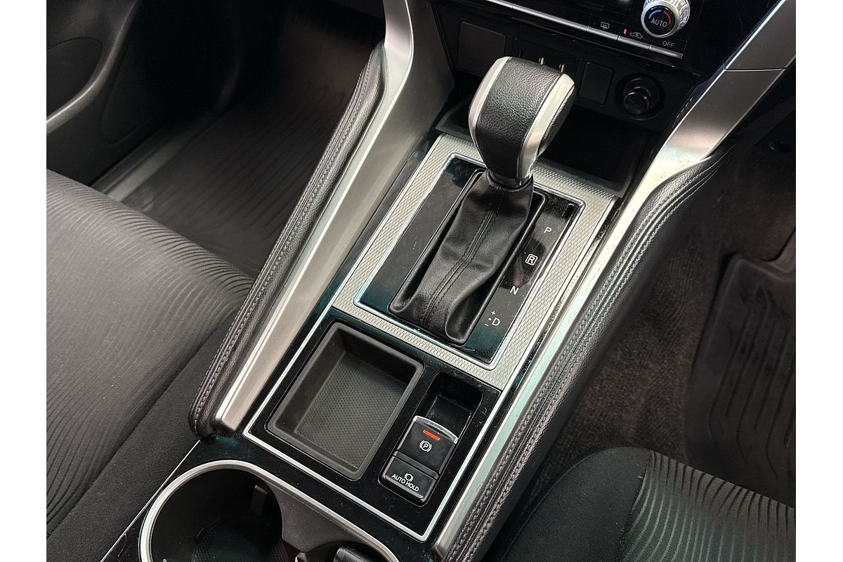 2022 Mitsubishi Pajero Sport GLX QF