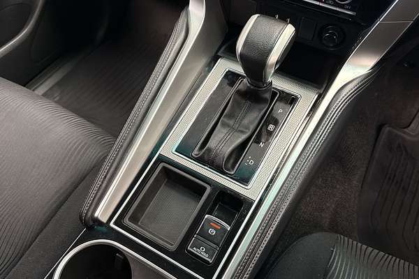 2022 Mitsubishi Pajero Sport GLX QF