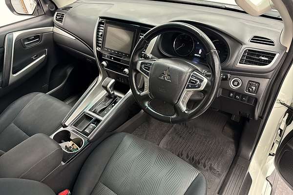 2022 Mitsubishi Pajero Sport GLX QF