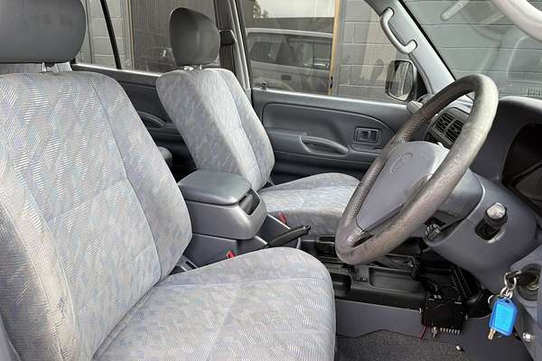 2002 Toyota Landcruiser Prado GXL KZJ95R