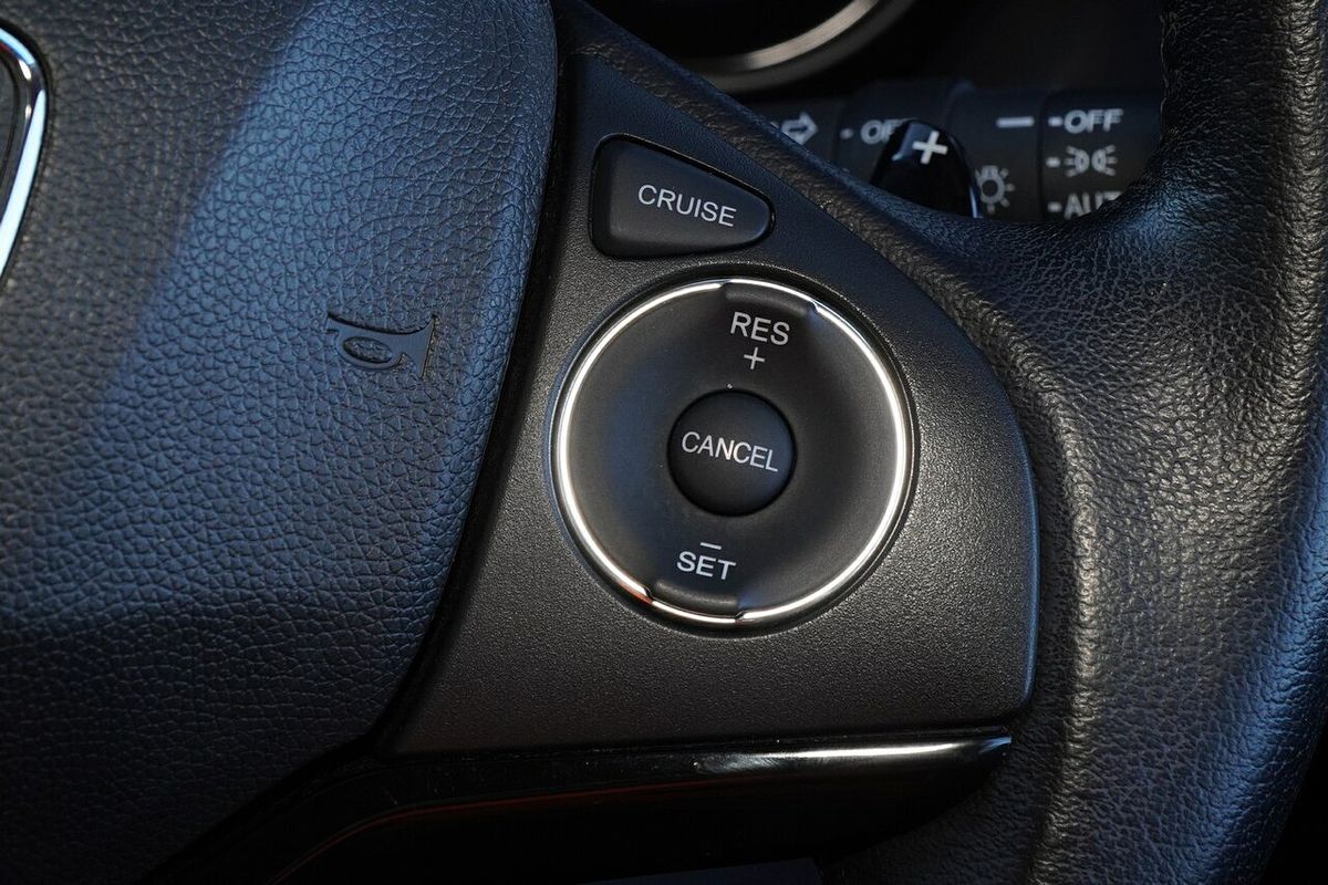 2018 Honda HR-V VTi-L