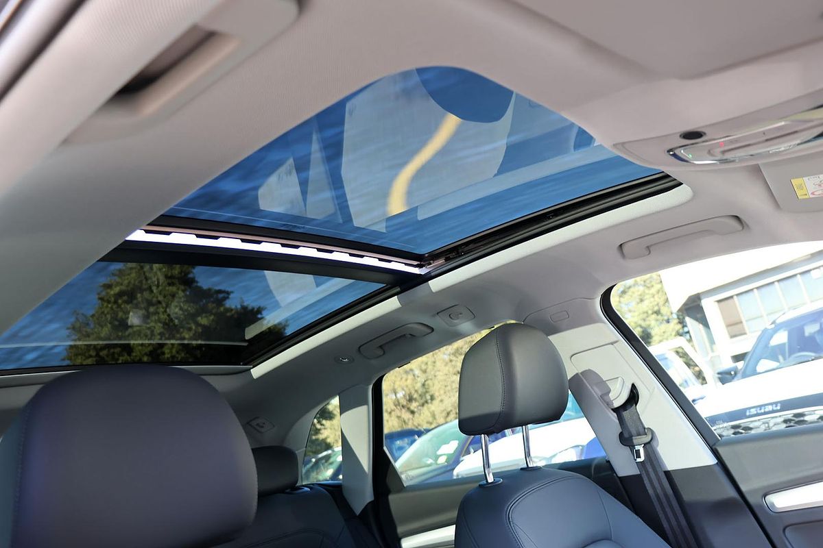 2022 Audi Q5 35 TDI Limited Edition FY