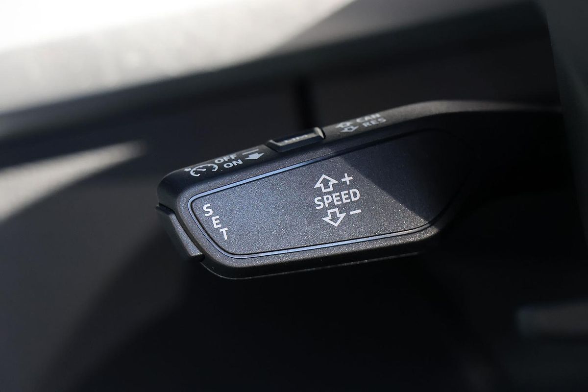2022 Audi Q5 35 TDI Limited Edition FY