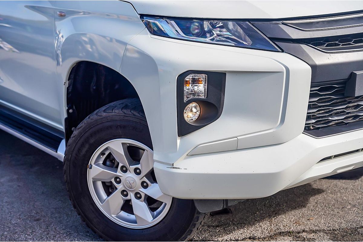 2019 Mitsubishi Triton GLX MR 4X4