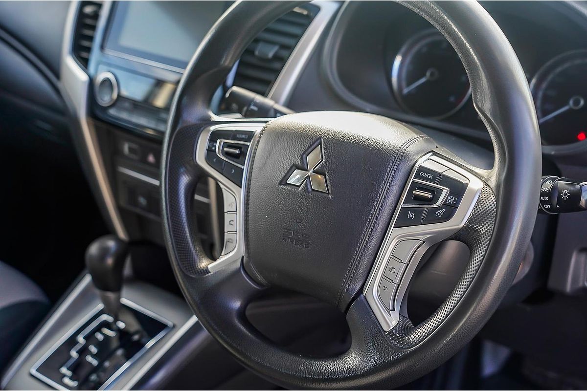 2019 Mitsubishi Triton GLX MR 4X4