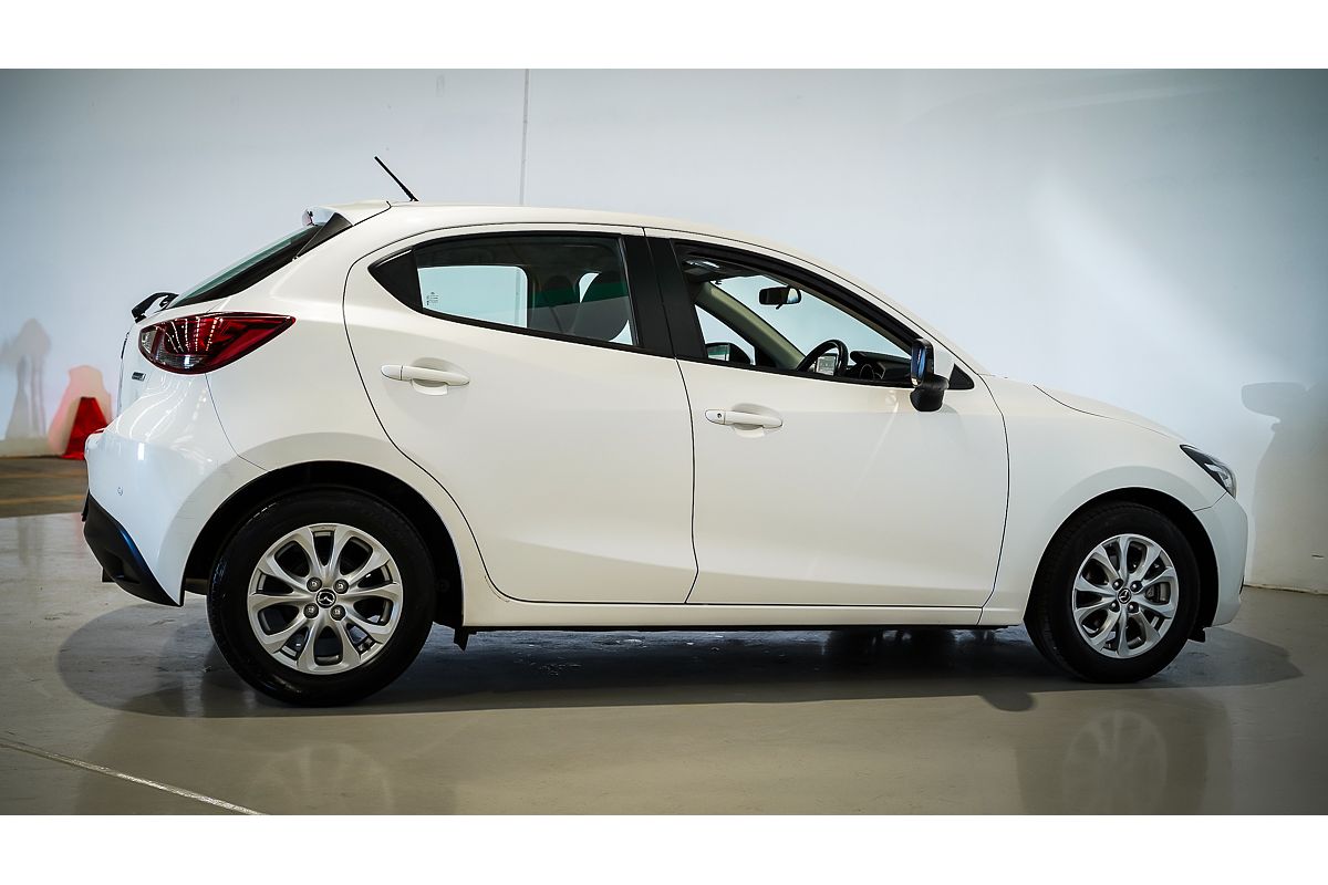 2016 Mazda 2 Maxx DJ Series