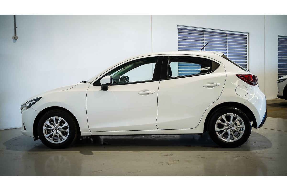 2016 Mazda 2 Maxx DJ Series
