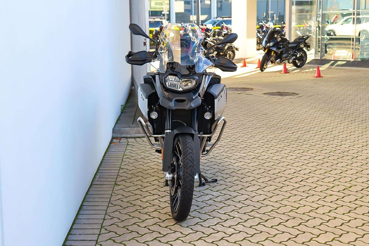 2024 BMW F 900 GS Adventure Ride Pro F 900