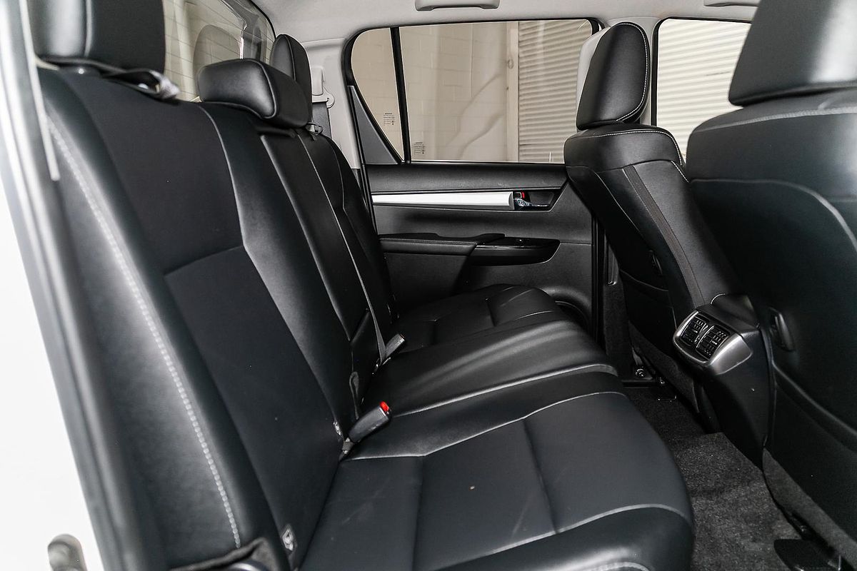 2020 Toyota Hilux SR5 GUN126R 4X4