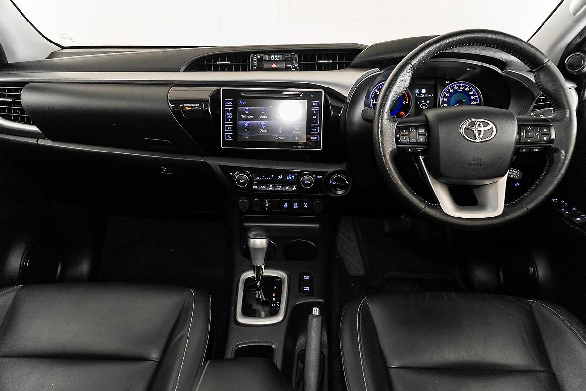 2020 Toyota Hilux SR5 GUN126R 4X4