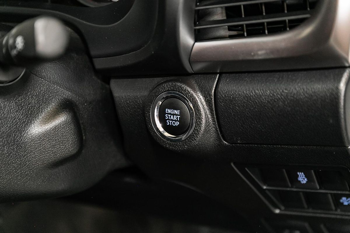 2020 Toyota Hilux SR5 GUN126R 4X4