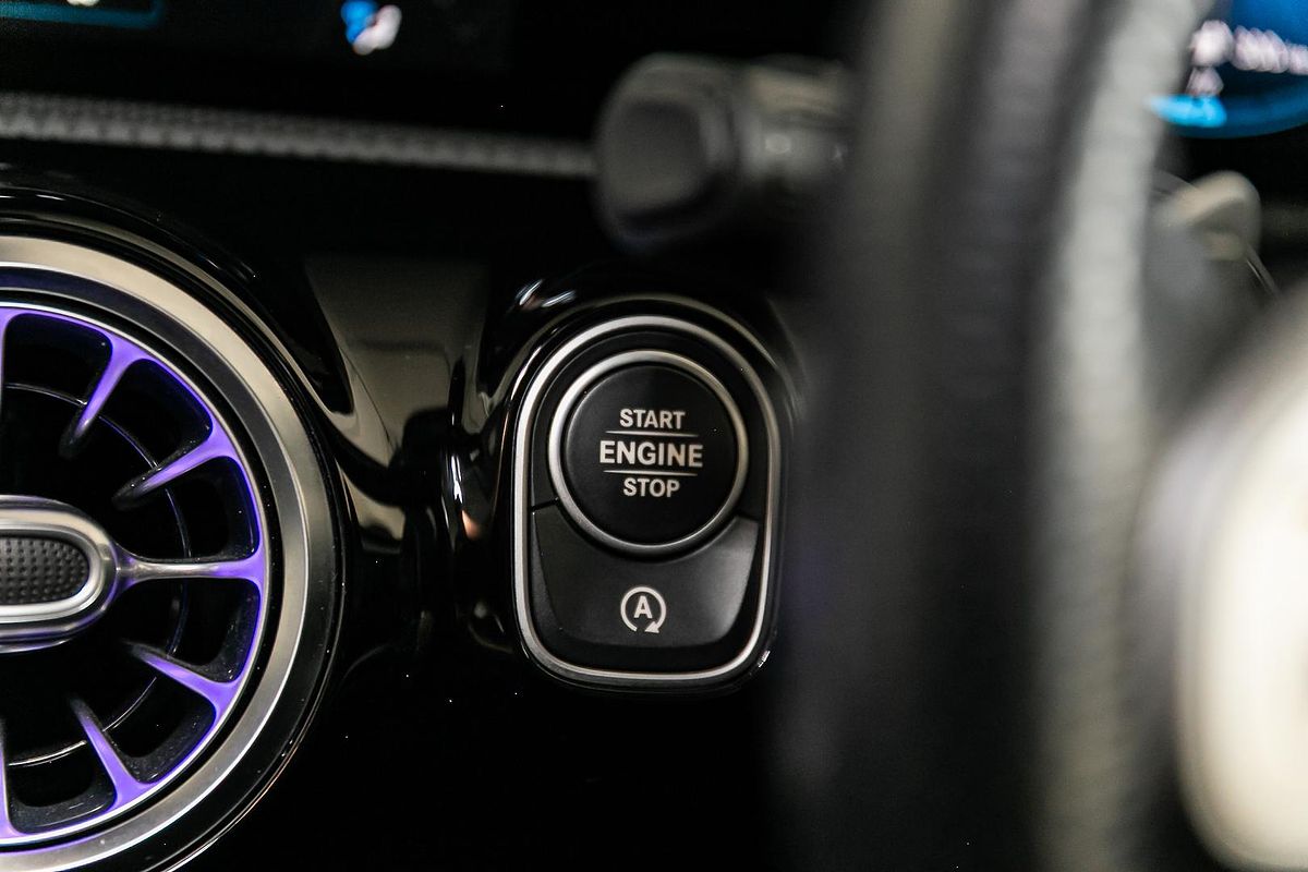 2019 Mercedes-Benz A-Class A180 V177